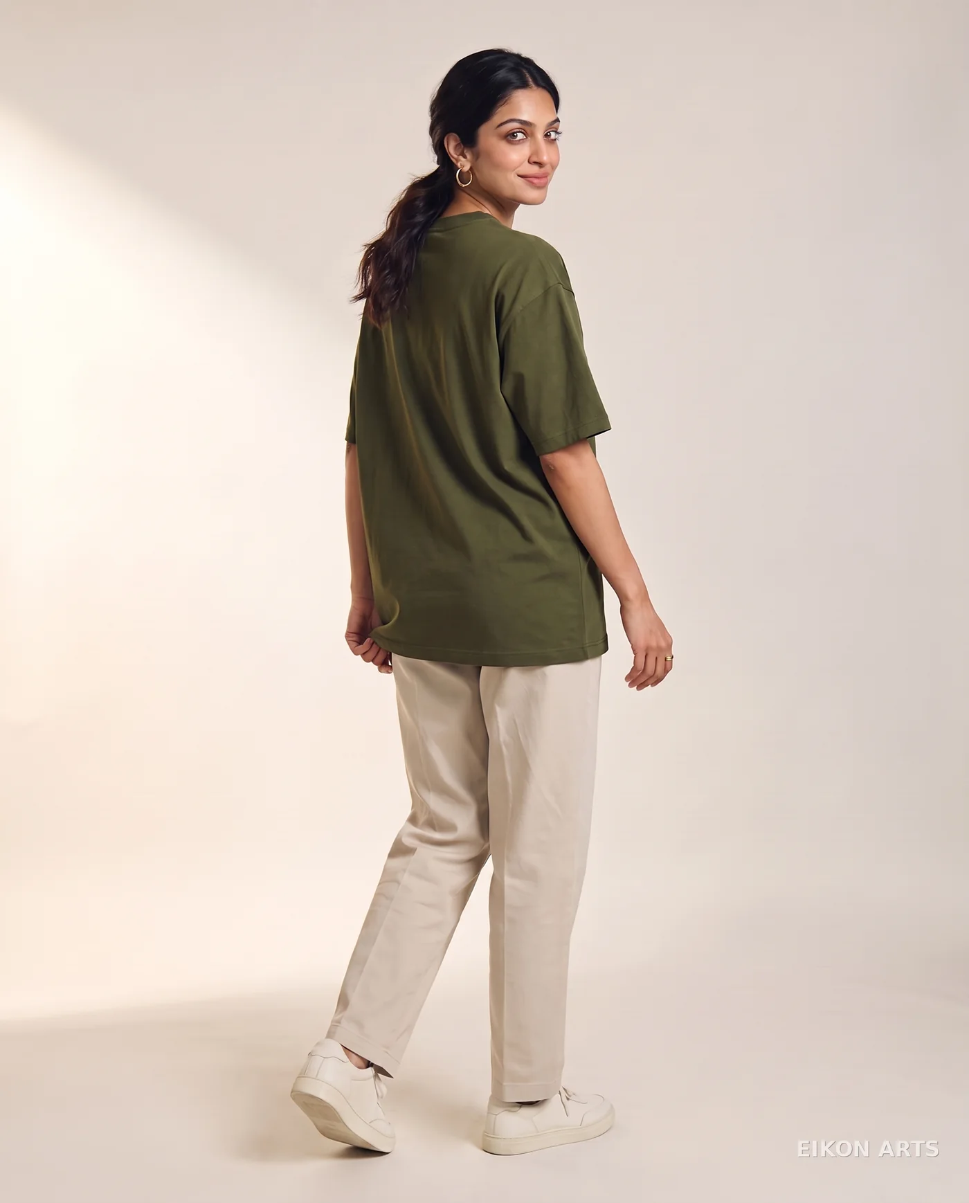The garment — back view