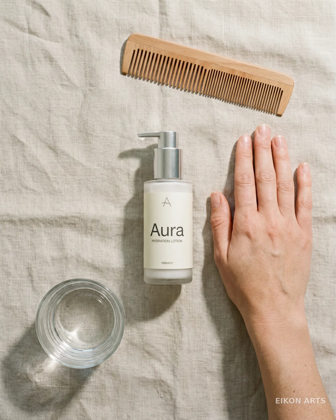 Aura — flat lay